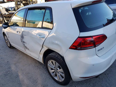 VOLKSWAGEN GOLF VII VARIANT (BA5)