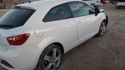 SEAT IBIZA BERLINA (6J5)