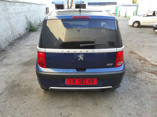 PEUGEOT 1007 — vehículo donante para recambios 