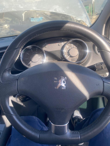 AIRBAG DELANTERO DERECHO Peugeot 3008 