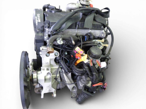  VOLKSWAGEN PASSAT BERLINA (3B3) 