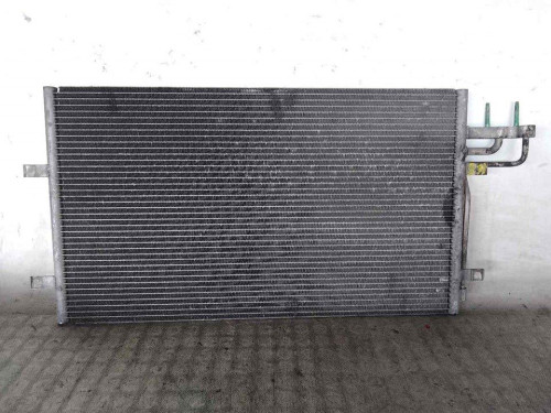 CONDENSADOR / RADIADOR AIRE ACONDICIONADO Ford FOCUS BERLINA (CAP) 