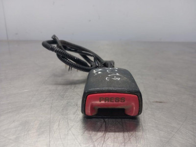 ENGANCHE CINTURON DELANTERO IZQUIERDO, TOYOTA, AURIS (E18)