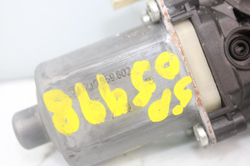 MOTOR ELEVALUNAS TRASERO DERECHO Volkswagen GOLF VII (5G1/BE1) 