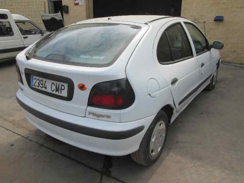  RENAULT MEGANE I BERL./ BERL. CON PORTÓN (BA0) 