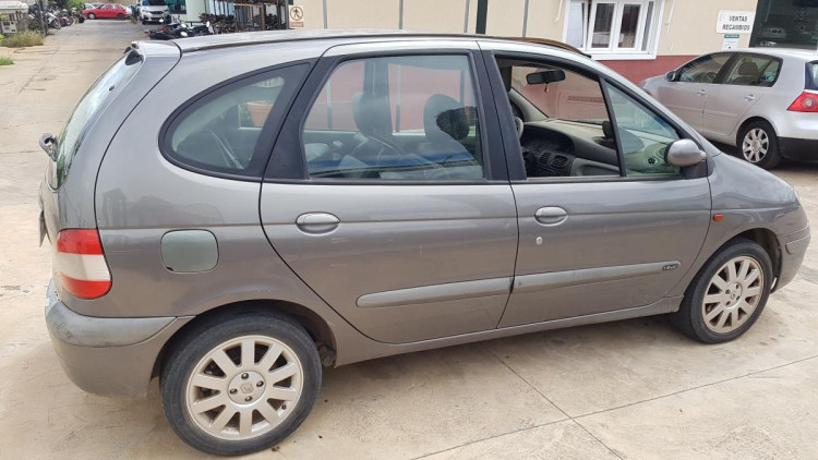 Renault Scenic I (JA...)(1999->) SIN IDENTIFICAR