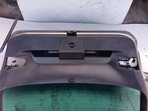 GUARNECIDO PORTON TRASERO Volkswagen GOLF VII (5G1/BE1) 