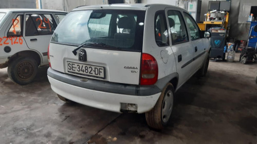  OPEL CORSA B 