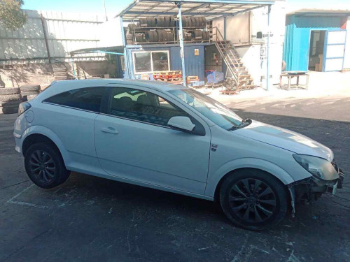  OPEL ASTRA H GTC 