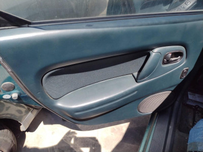 MAZDA 323 C/F/P/S BERLINA (BA)