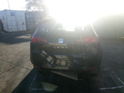 SEAT LEON (1P1)