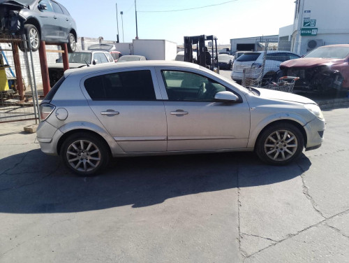  OPEL ASTRA H BERLINA 