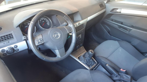  OPEL ASTRA H BERLINA 