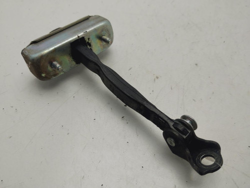 RETENEDOR PUERTA Lexus IS (DS2/IS2) 
