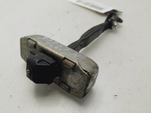 RETENEDOR PUERTA Lexus IS (DS2/IS2) 