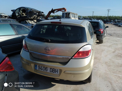 OPEL ASTRA H BERLINA