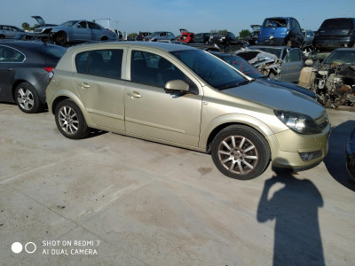 OPEL ASTRA H BERLINA