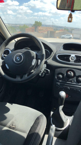 RENAULT CLIO III — автомобиль-донор на запчасти 