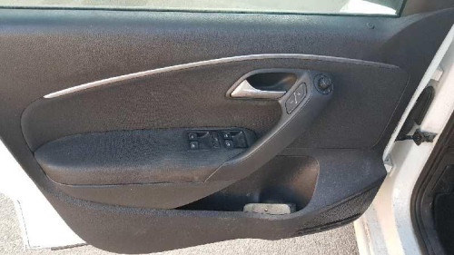GUARNECIDO PUERTA DELANTERA IZQUIERDA Volkswagen POLO V (6C1) 