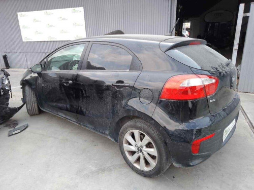 KIA RIO (UB) — vehículo donante para recambios 
