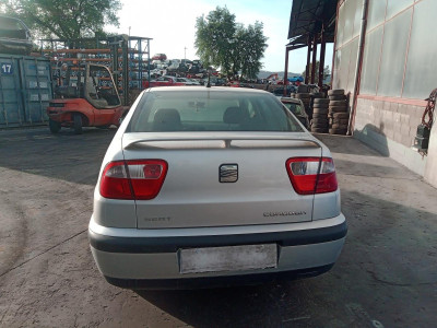 SEAT CORDOBA BERLINA (6K2)