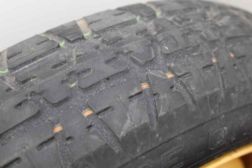  NEUMATICO REPUESTO Honda CIVIC BERL. 3/4 (EJ/EK) 