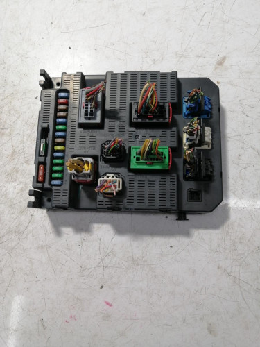  CAJA RELES / FUSIBLES PEUGEOT 207 