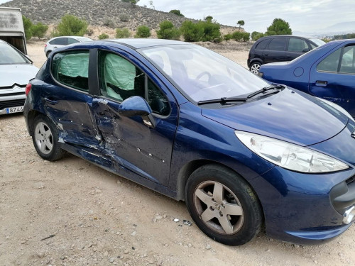 PEUGEOT 207 — автомобиль-донор на запчасти 