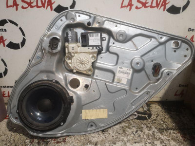 ELEVALUNAS TRASERO DERECHO