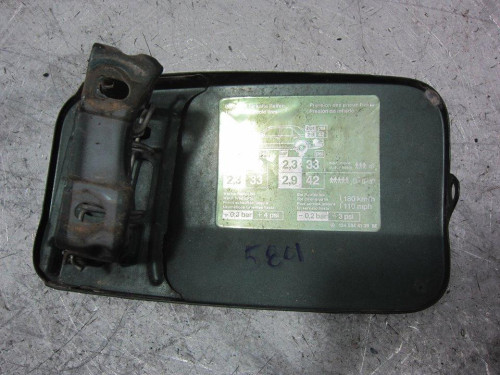 TAPA EXTERIOR COMBUSTIBLE Mercedes-Benz CLASE 124 (BM 124) BERLINA 
