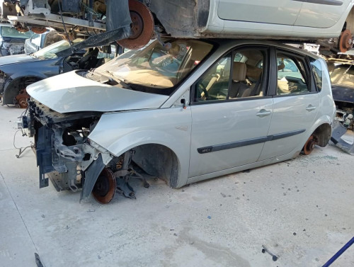  RENAULT SCENIC II (JM) 