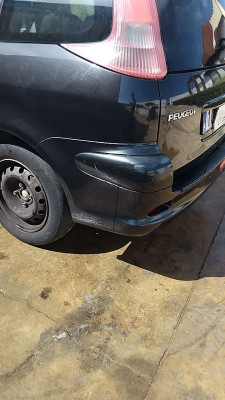 PARAGOLPES TRASERO Peugeot 206 SW (2002->)