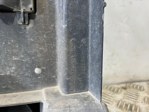 PANEL FRONTAL 
