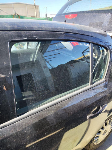 LUNA TRASERA IZQUIERDA OPEL CORSA D 