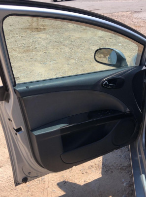 SEAT LEON (1P1)