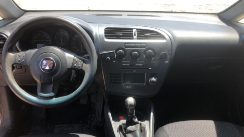 SEAT LEON (1P1) — vehículo donante para recambios 