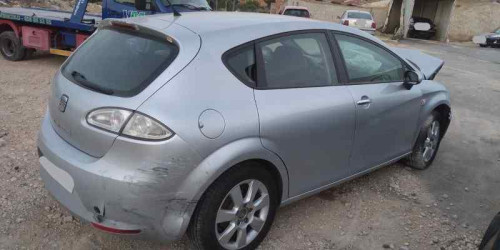 SEAT LEON (1P1) — vehículo donante para recambios 