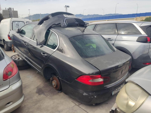  SKODA SUPERB (3T4) 