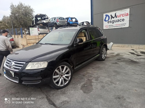  VOLKSWAGEN TOUAREG (7LA) 
