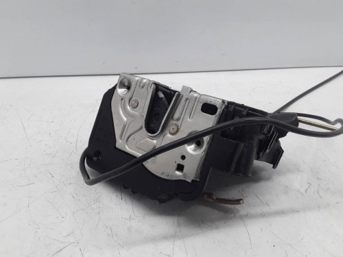 CERRADURA PUERTA DELANTERA DERECHA Mercedes-Benz CLASE C (BM 203) BERLINA 