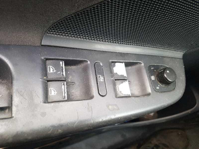 MANDO ELEVALUNAS DELANTERO IZQUIERDO, Volkswagen, GOLF V (1K1)(10.2003)