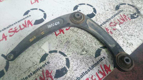 BRAZO SUSPENSION DELANTERO IZQUIERDO Peugeot 307 (S1)(04.2001) 