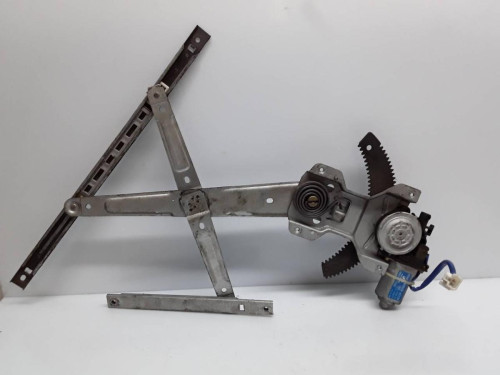 ELEVALUNAS DELANTERO DERECHO HYUNDAI MATRIX (FC) 
