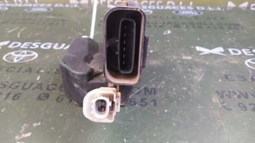 CERRADURA PUERTA DELANTERA DERECHA Toyota RAV4 (A2) 