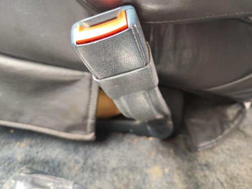 ENGANCHE CINTURON DELANTERO DERECHO Chevrolet ASTRO VAN 