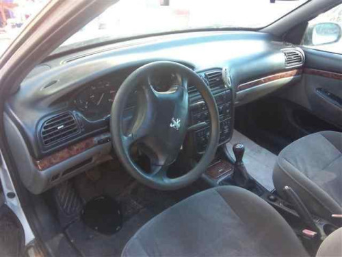 PEUGEOT 406 BERLINA (S1/S2) — vehículo donante para recambios 