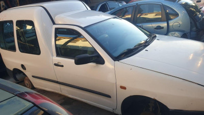 SEAT INCA (6K9)