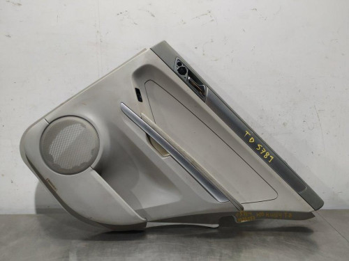  GUARNECIDO PUERTA TRASERA DERECHA Mercedes-Benz CLASE ML (BM 164) 