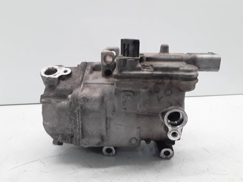 COMPRESOR AIRE ACONDICIONADO Toyota AURIS (E18) 