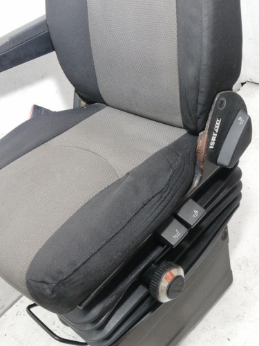  ASIENTO DELANTERO IZQUIERDO IVECO DAILY FURGÓN 